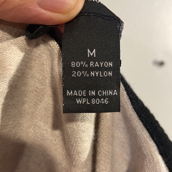 I.N.C. Cowl Neck Sleeveless Asymmetric Hem Tunic Sweater in Sz Medium - Picture 4 of 9